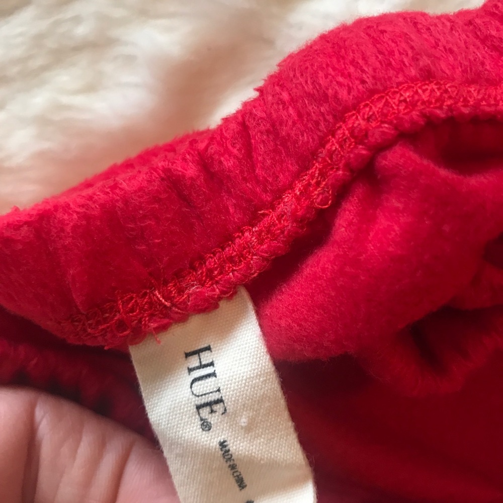 2 Piece Hue Valentine Velour Lounge Set - Picture 4 of 5